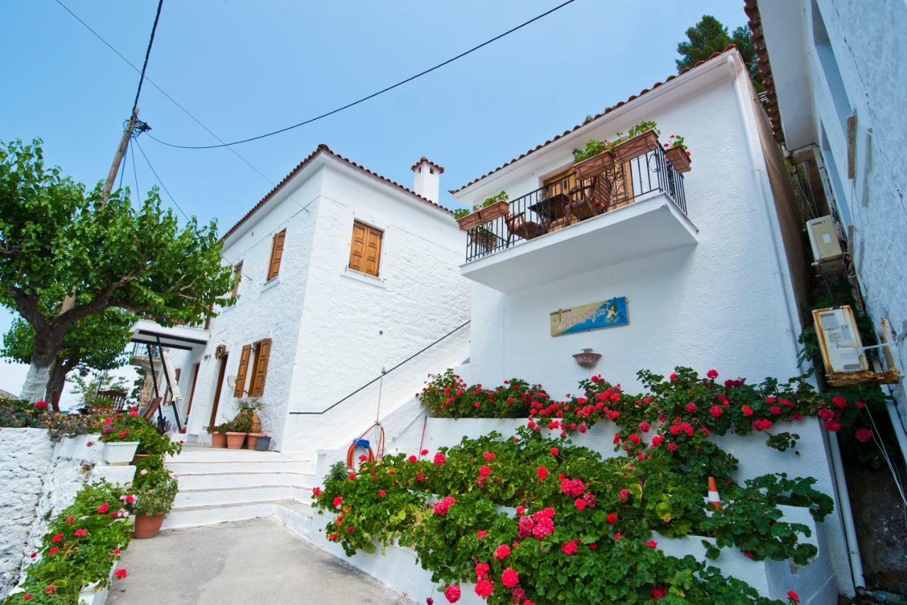 Mouragio Hotel Kyparission Exterior photo